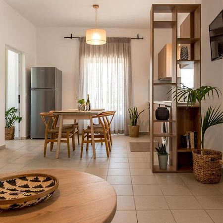 Eden Of Grameno Apartment ปาไลโอโกรา ภายนอก รูปภาพ