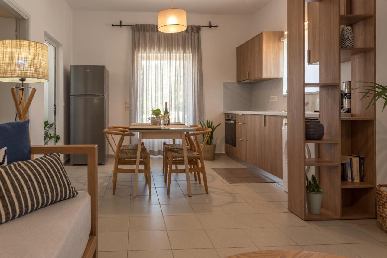 Eden Of Grameno Apartment ปาไลโอโกรา ภายนอก รูปภาพ